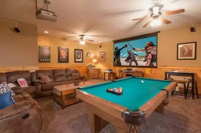 moonlight theater lodge