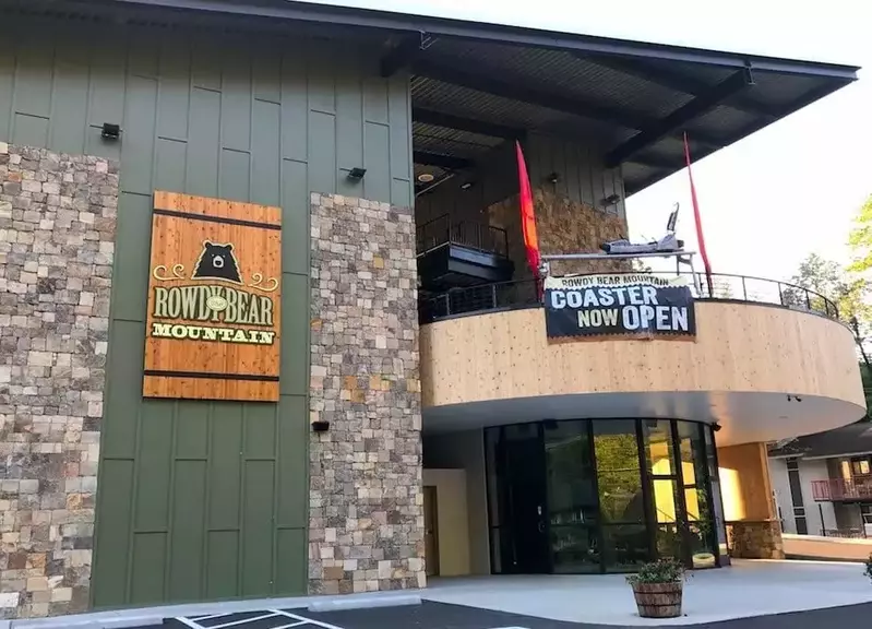 Rowdy Bear Gatlinburg