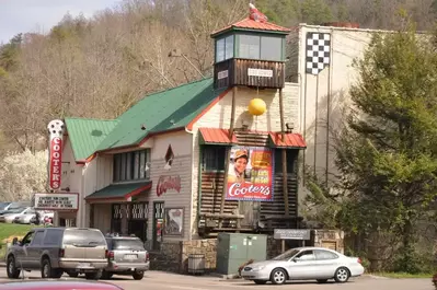 Cooters-Gatlinburg-Mini-Golf