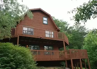 Mountain_Fox_Lodge_4_bedroom_cabin_rentals_in_Gatlinburg_TN