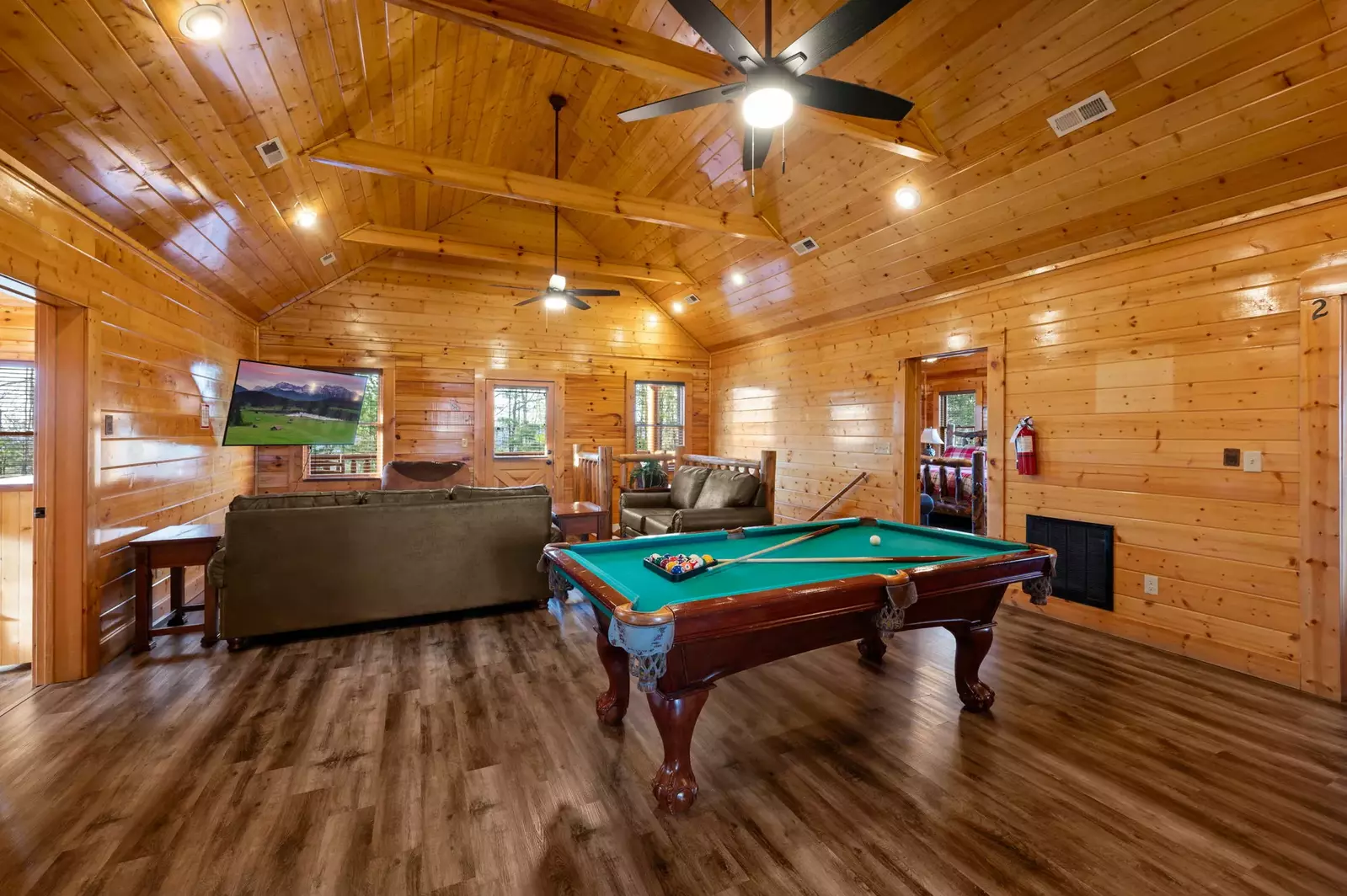 AWESOME VIEW LODGE