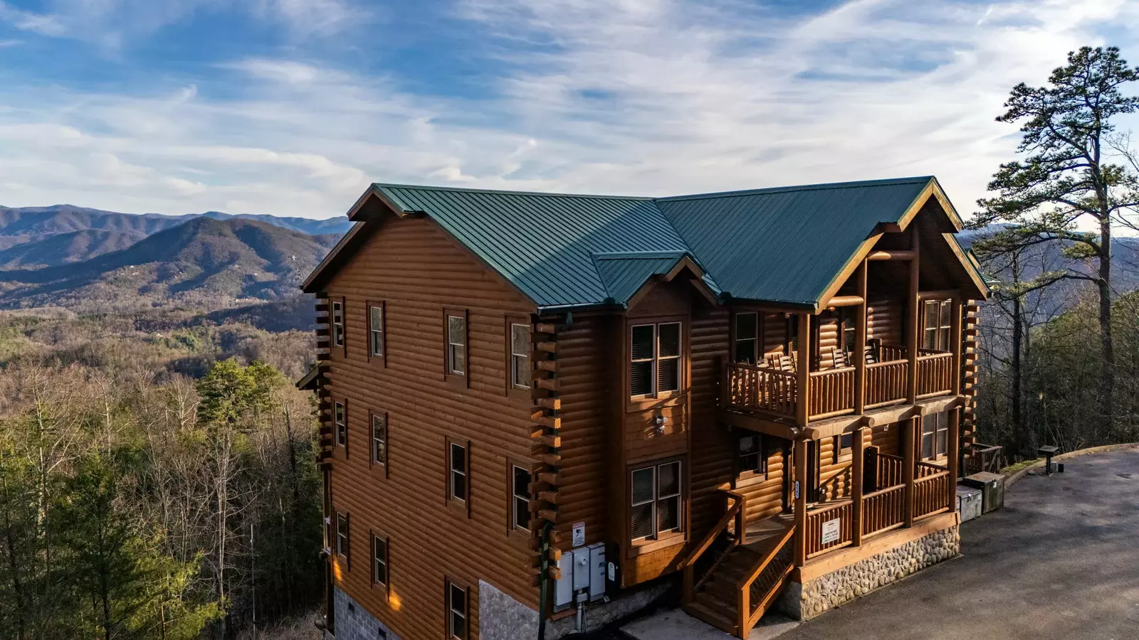 AWESOME VIEW LODGE