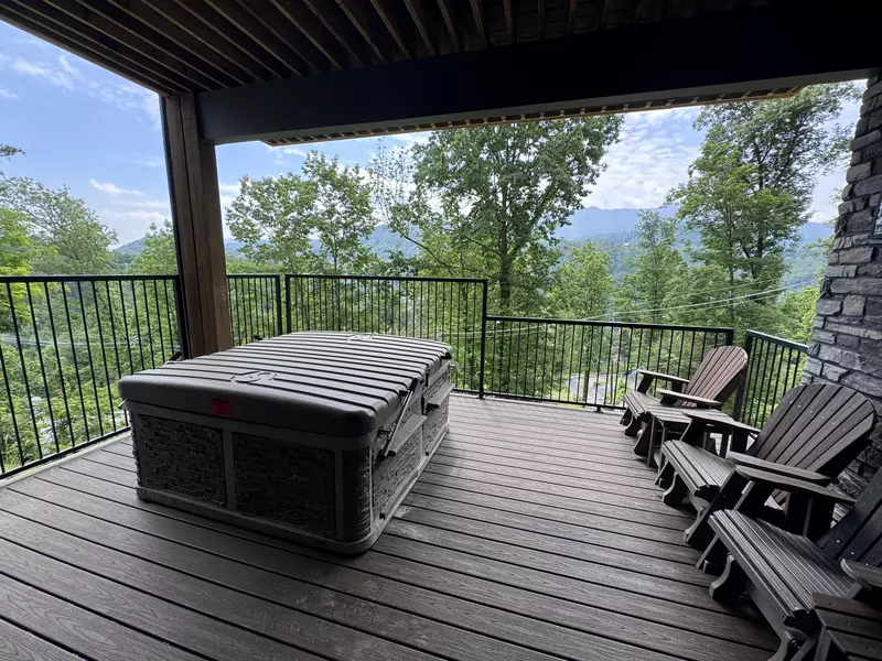 GREYSTONE HEIGHTS LODGE