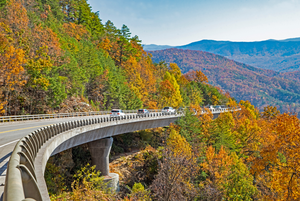 Foothills Parkway in fall