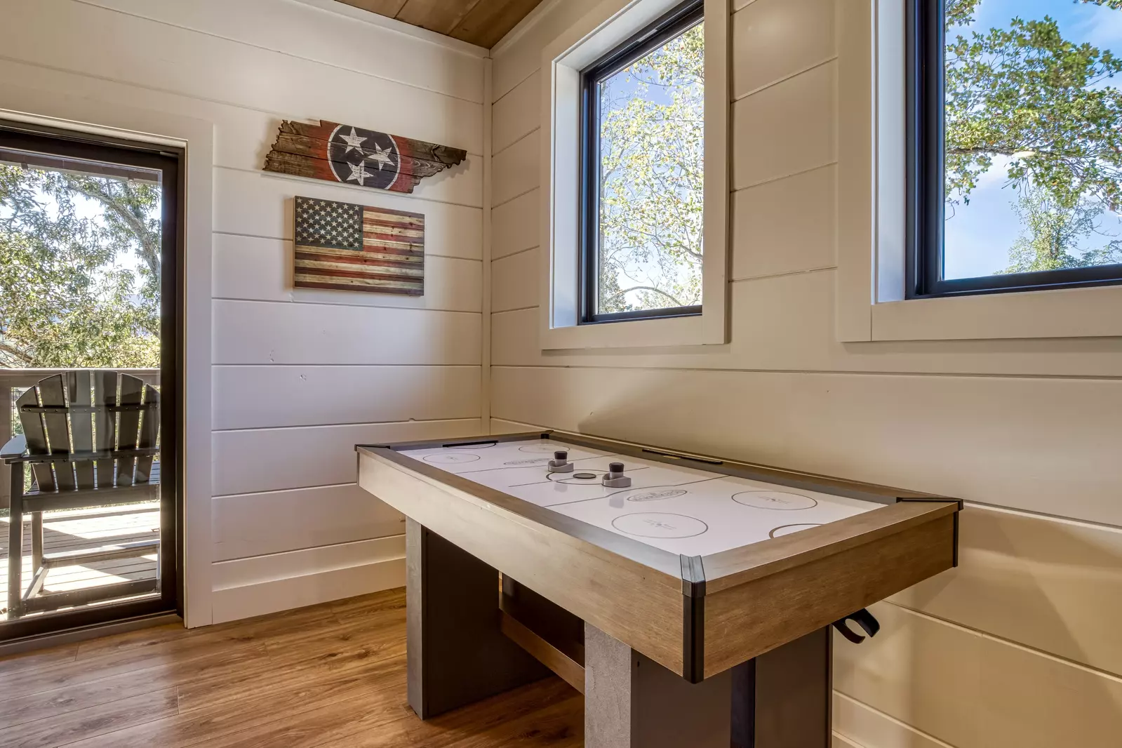 WANDERIN' BEAR LODGE