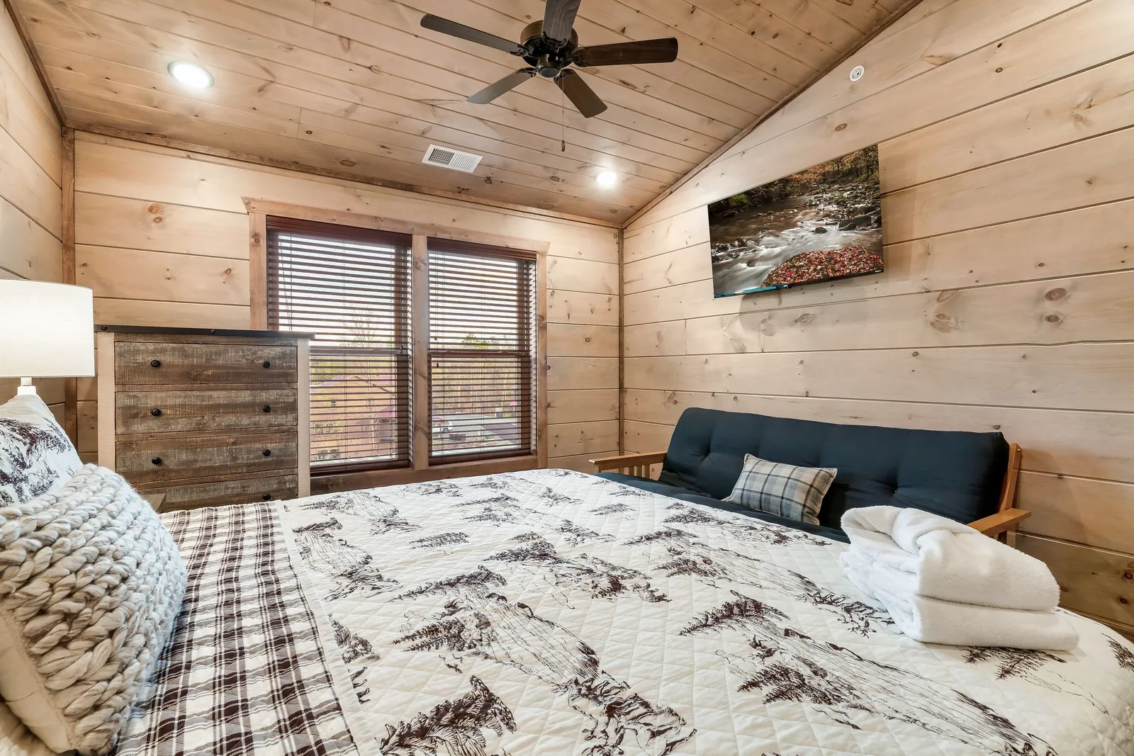 MOUNTAIN MASTERPIECE