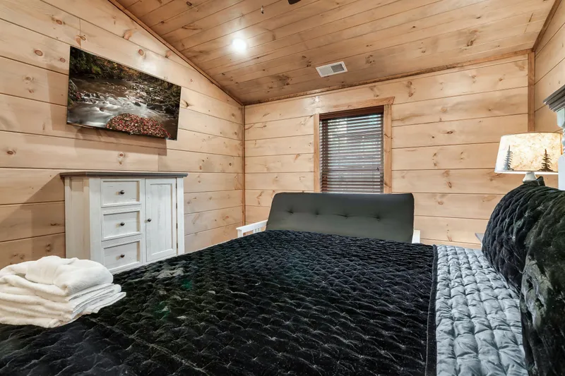 MOUNTAIN MASTERPIECE