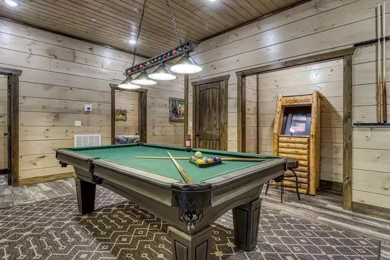 pigeon forge cabin rentals with game room