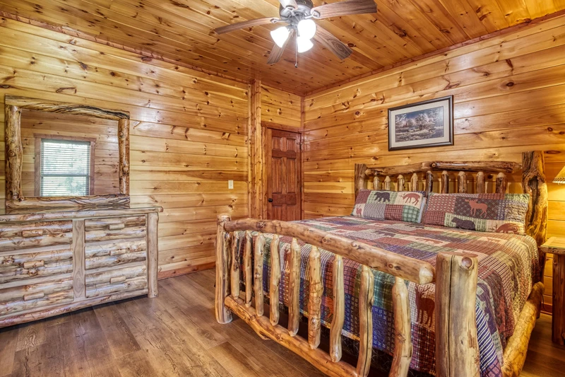 MOUNTAIN VIEW POOL LODGE