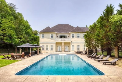 great smoky mansion is one of our best gatlinburg cabins with private pools