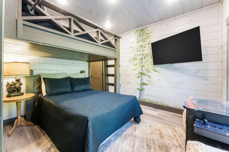 BEAR CREEK LODGE