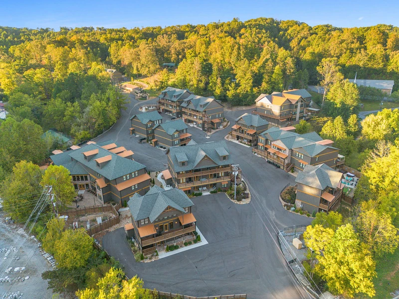 BEAR CREEK LODGE