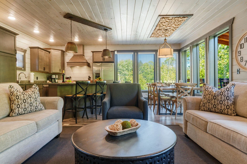 BEAR CREEK LODGE