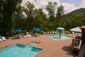 Gatlinburg cabin resort pool